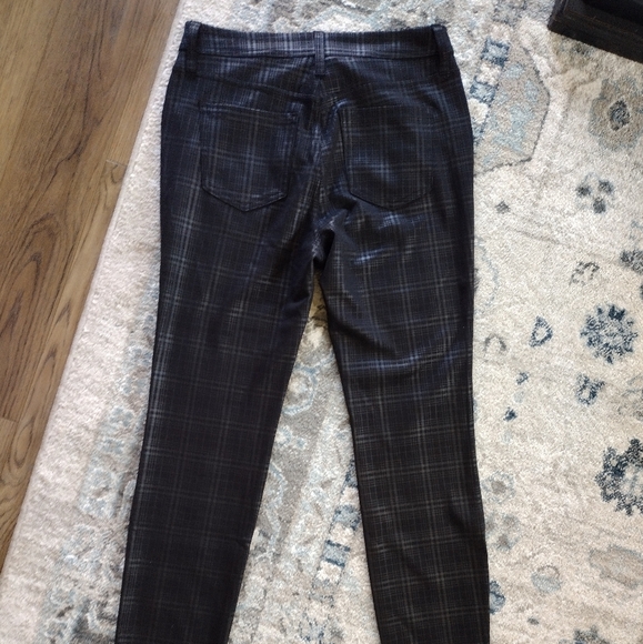 NWOT Black plaid skinny jeans - Picture 7 of 10